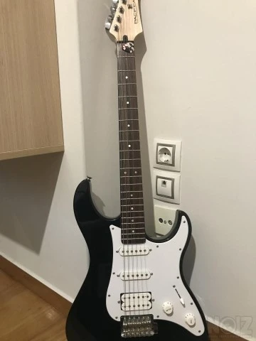 Yamaha Pacifica 112J + Ενισχυτής orange 