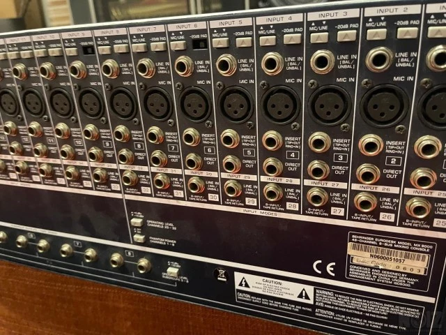 Behringer MX9000