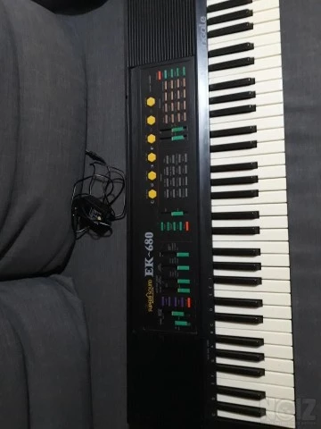 Superb Sound Nightingale EK680