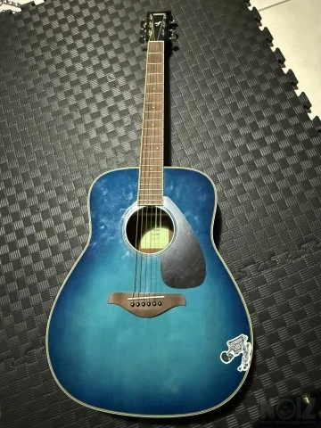 Yamaha FG820