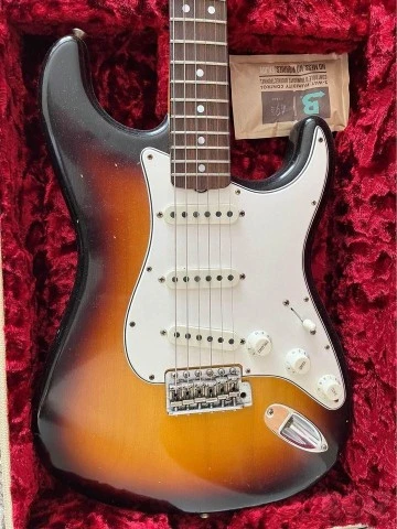 Fender 64 Strat Custom