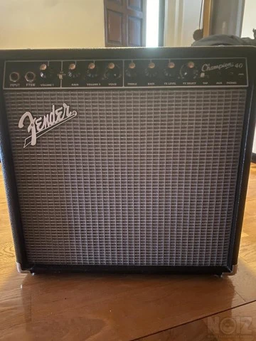 FENDER CHAMPION 40