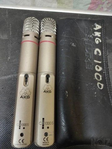 AKG C1000.  SHURE PG81