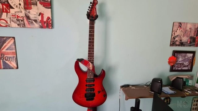 ΠΩΛΕΙΤΑΙ ΚΙΘΑΡΑ YAMAHA PACIFICA 821 D
