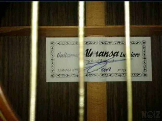 Κλασική κιθάρα almansa professional rose