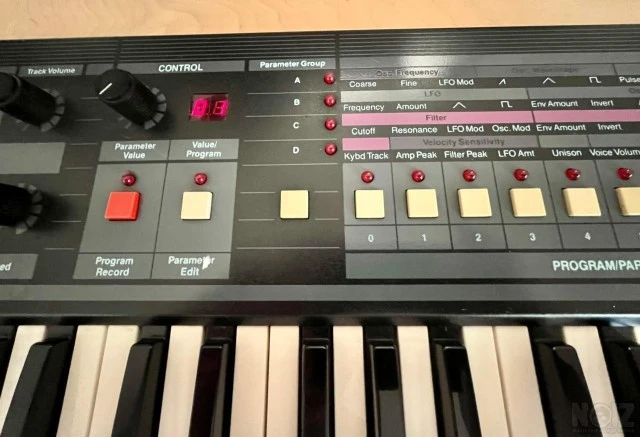 Sequential Multi-Trak 6-Voice Polyphonic