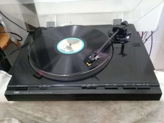 ΠΙΚΑΠ CEC ST - 730 + CARTRIDGE SHURE PRO