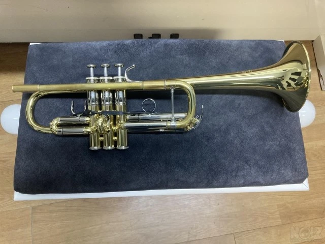 Πωλείται Τρομπέτα Yamaha YTR-8445