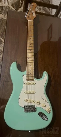 Jet JS-300 Stratocaster - Ανταλλαγη με μπασο 