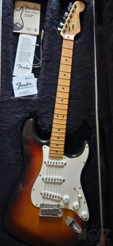 Fender stratocaster 1984