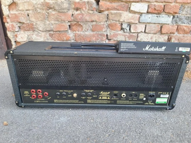 Marshall JVM 205H 50w + MIDI footswitch
