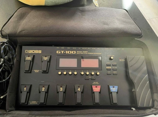 BOSS GT100 ΠΕΤΑΛΙΕΡΑ 