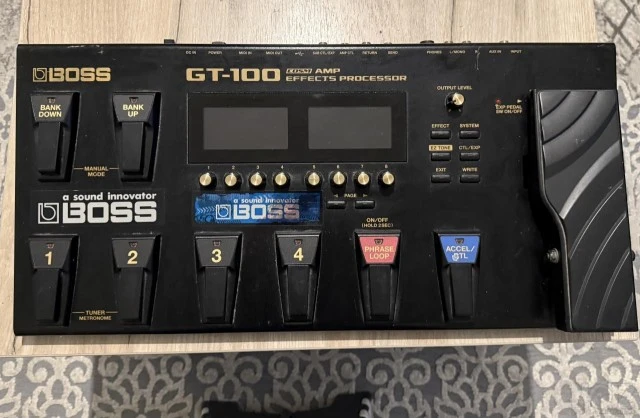 BOSS GT-100