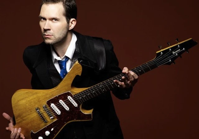 Ibanez FRM-100 Fireman PAUL GILBERT