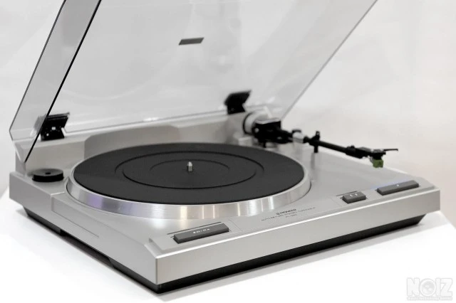 ΠΙΚΑΠ  PIONEER   PL - 340 + STANTON  500