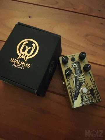 Walrus warhorn