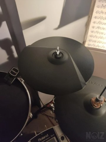 ΠΡΟΣ ΠΩΛΗΣΗ ROLAND ELECTRONICS