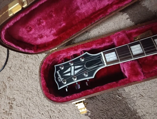 Gibson Sg custom