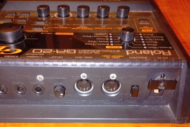 ROLAND  GR-20