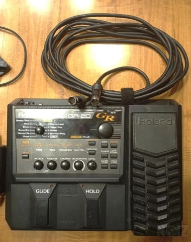 ROLAND  GR-20