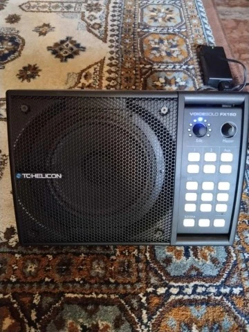 TC Helicon Αυτοενισχυόμενο Stage Monitor