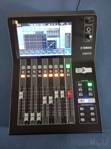 Yamaha DM3s & Βαλίτσα - Άριστη