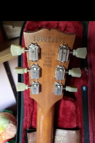 Gibson Les Paul Tribute