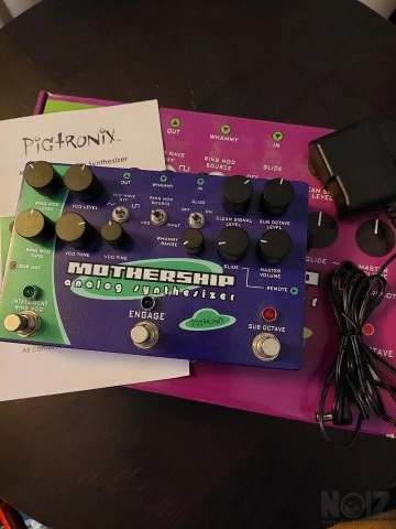 Pigtronix Mothership analog synthesizer