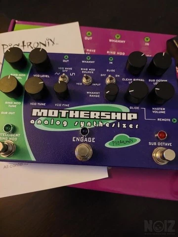 Pigtronix Mothership analog synthesizer
