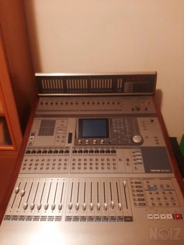 TASCAM DM-3200 + LYNX AES16