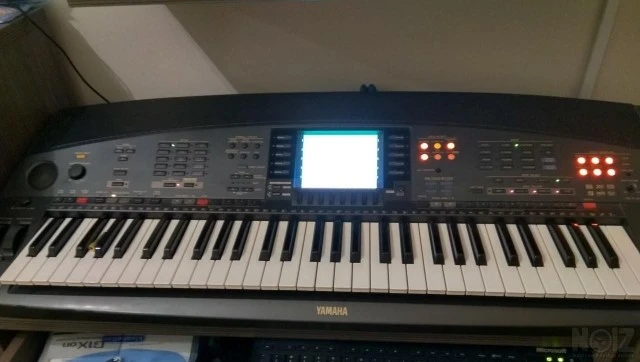 YAMAHA PSR 8000