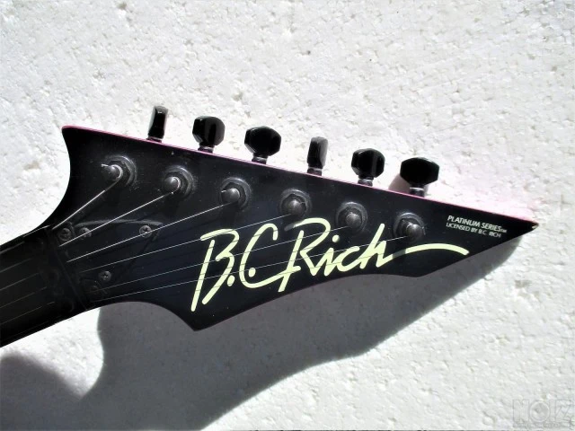 B.C. RICH PLATINUM STIII 1987