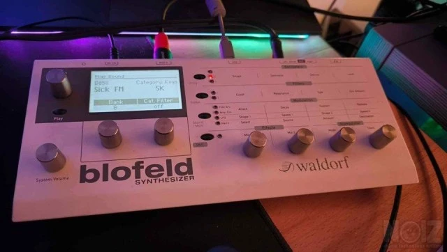 WALDORF BLOFELD DESKTOP