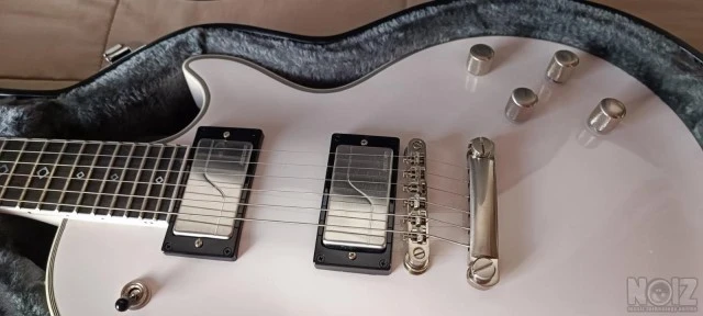 Epiphone Jerry Cantrell Les-Paul Custom 