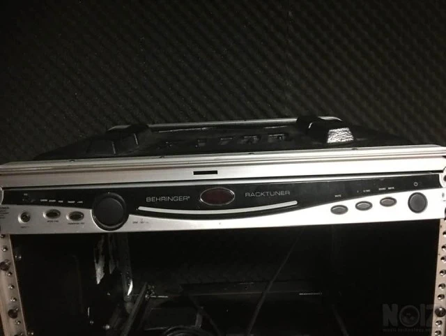 BEHRINGER RACK TUNER & ΡΑΚΙΕΡΑ ΜΕ ΣΥΡΤΑΡ