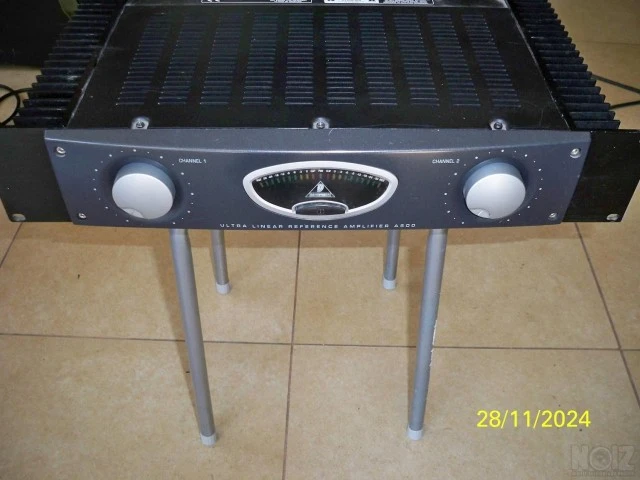 behringer a-500