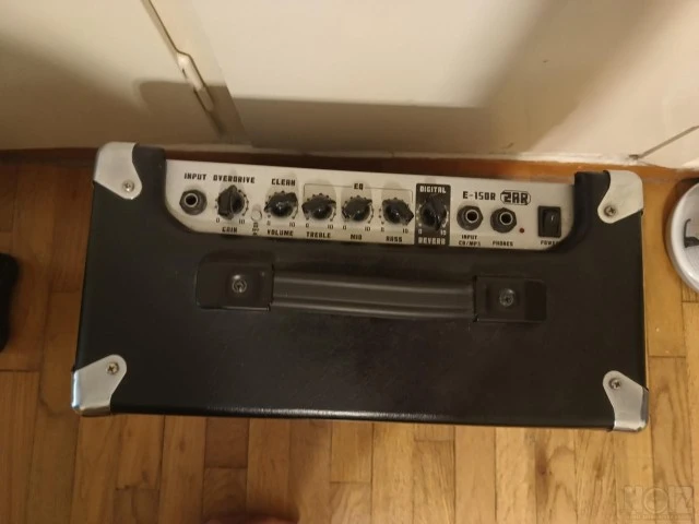 Amp 15 watt (x2) 1: Zar 150r  & 2: Buckl