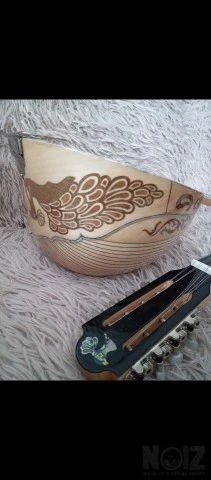 Μπουζούκια τετραχορδα