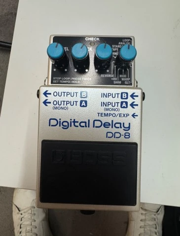 Boss DD-8 