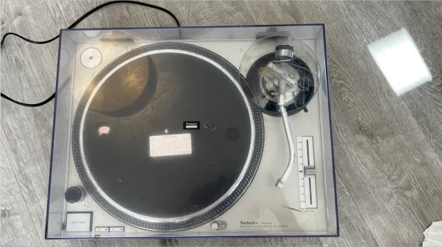 ΠΙΚΑΠ   TECHNICS  SL - 1200 MK2 +  STANT