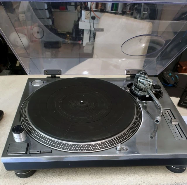ΠΙΚΑΠ   TECHNICS  SL - 1200 MK2 +  STANT