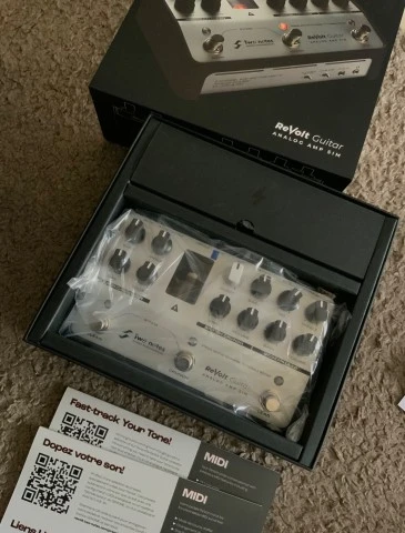 Two Notes ReVolt Guitar Preamp