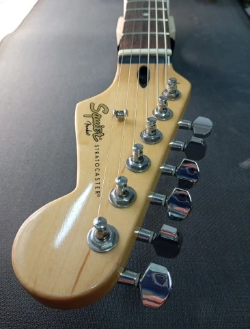 Squier Stratocaster Vintage Modified 201