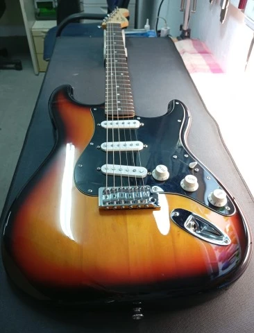 Squier Stratocaster Vintage Modified 201