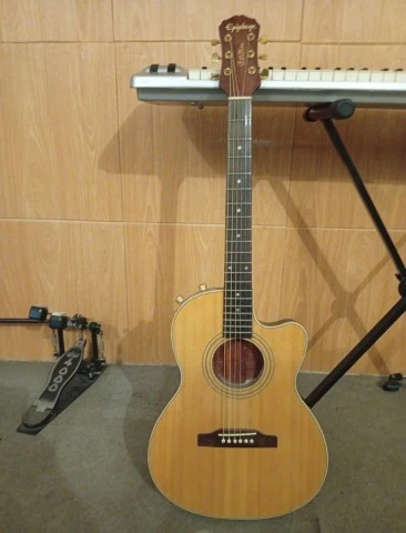 Epiphone Chet Atkins sst