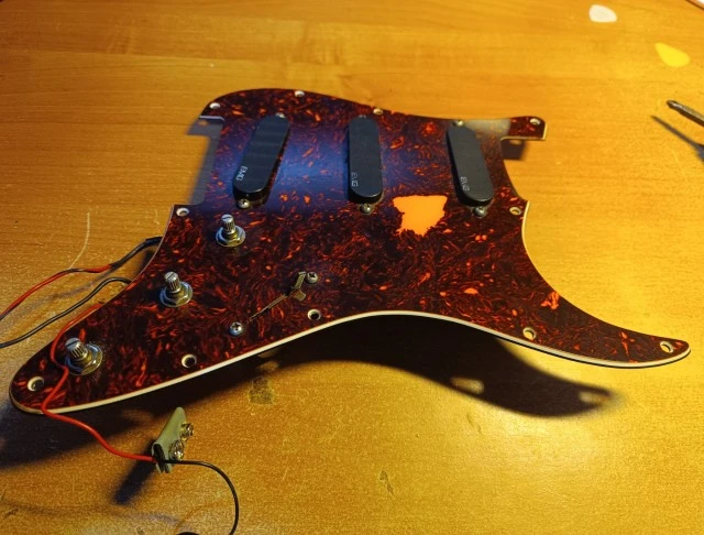 EMG LOADED STRATOCASTER PICKGUARD