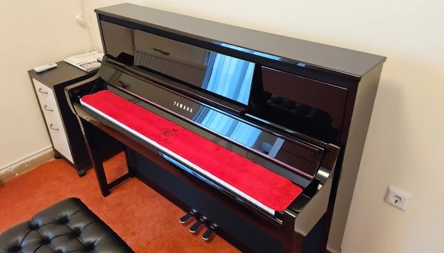 YAMAHA CSP-295PE
