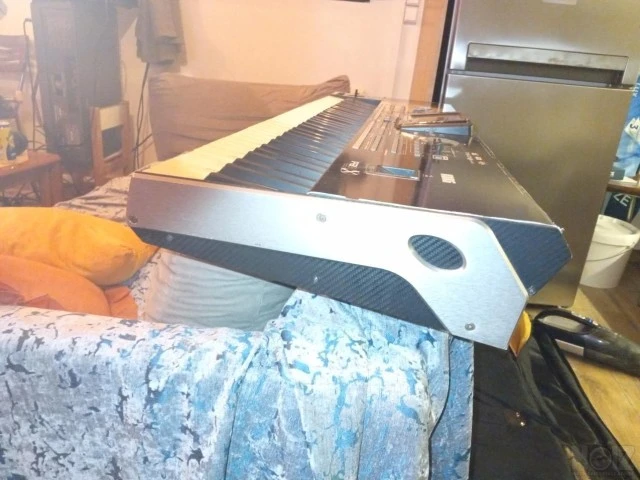 Πωλείται korg pa 3 x