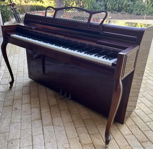 Πιανο Yamaha