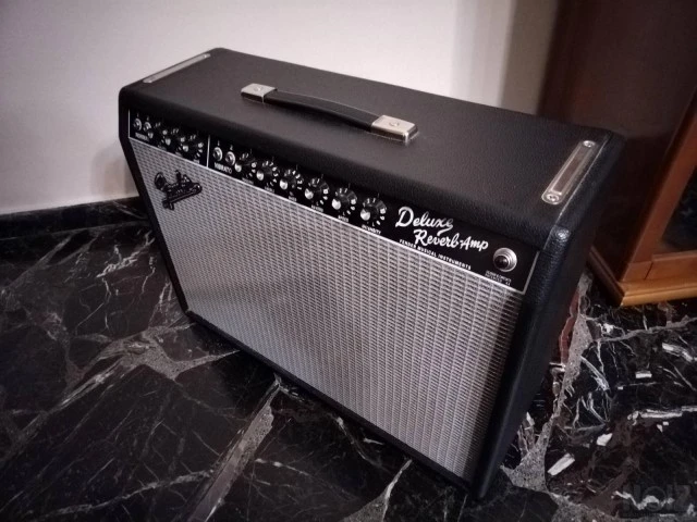 FENDER DELUXE REVERB AMP USA
